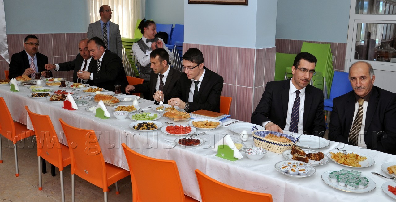 Gümüşhane'de YGS Değerlendirme Toplantısı Yapıldı 4