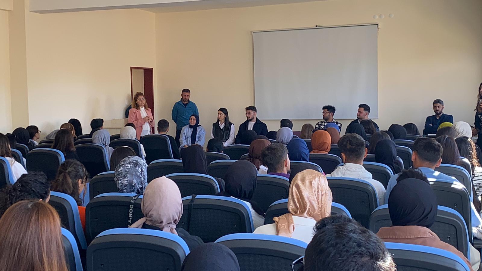 Şiran Dursun Keleş SHMYO mezun öğrencileri ile buluştu 1