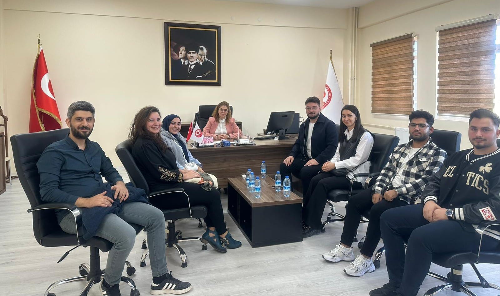 Şiran Dursun Keleş SHMYO mezun öğrencileri ile buluştu 2