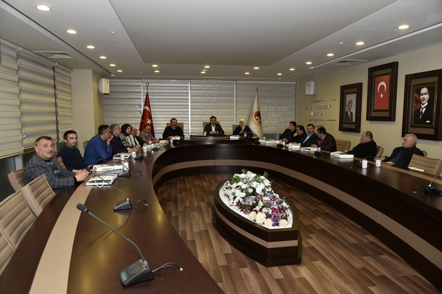 Başkan Çimen Meclis Üyelerine teşekkür etti 12