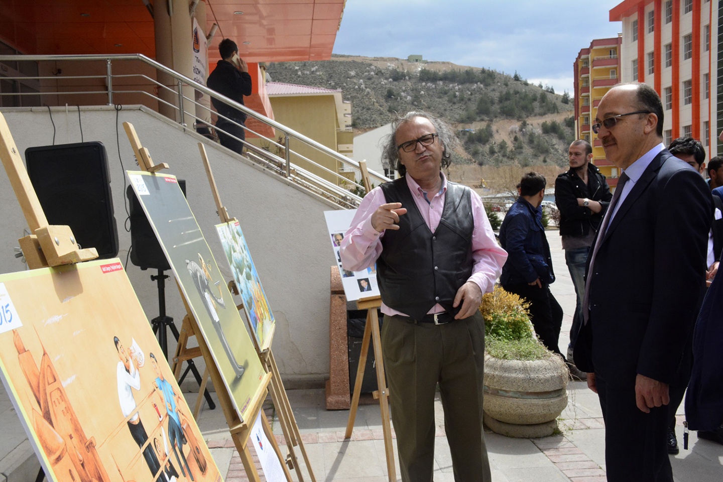 Turizm ve Barış temalı sergi 2