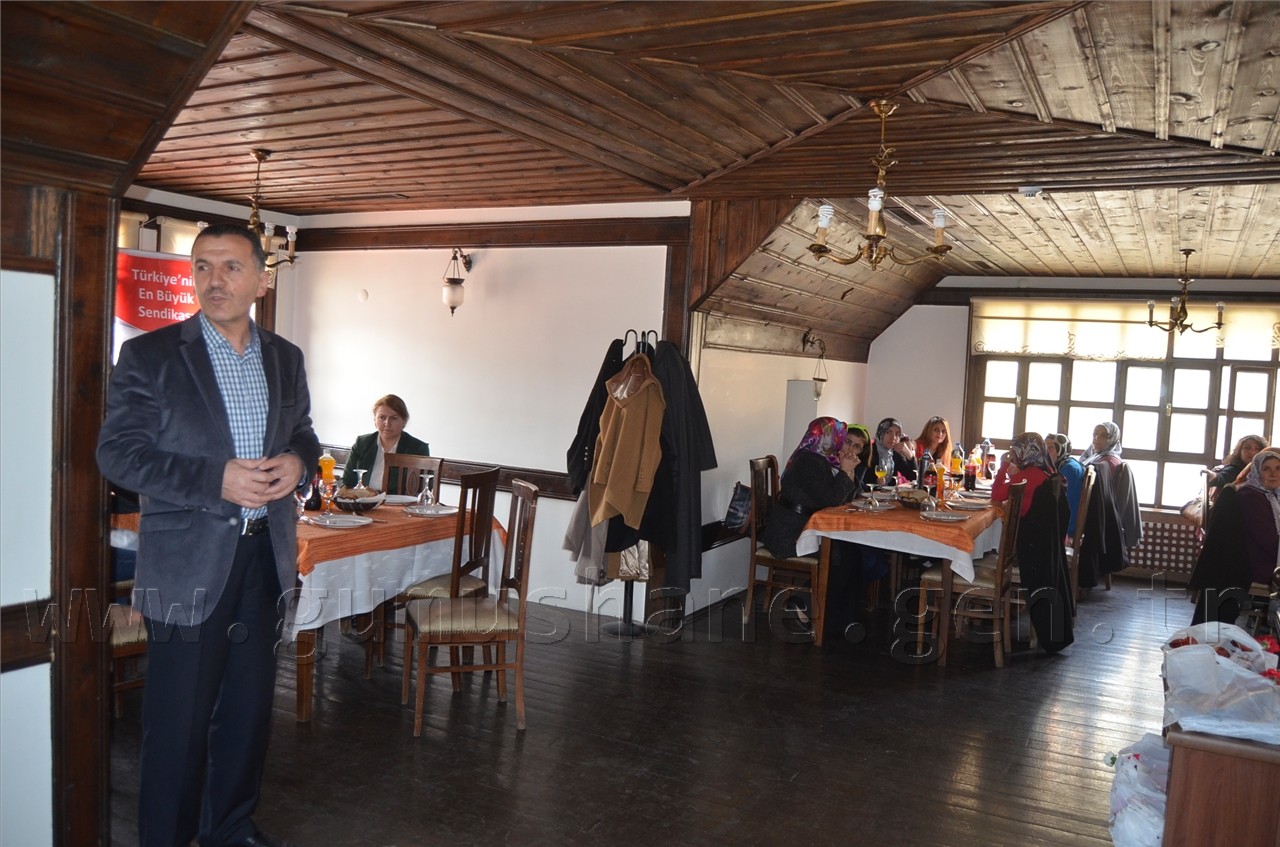 Eğitim-Bir-Sen Kadınlar Gününü Kutladı 1