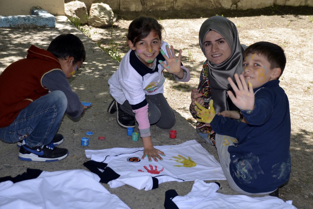 El Ele Kardeşlik-El Ele Geleceğe projesi 1