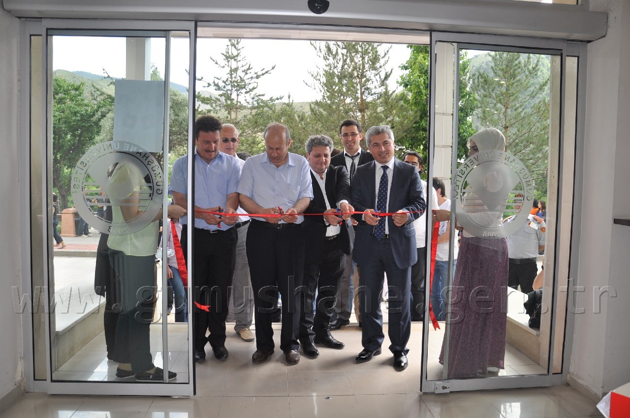 GÜ'de Amatör Fotoğrafçılar Karma Fotoğraf Sergisi 1