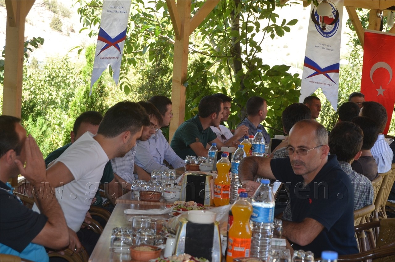 Yeni Öğretmenlere Eğitim-Bir-Sen Desteği 1