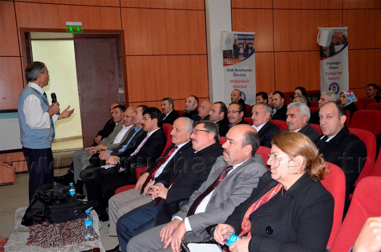 Eğitim-Bir-Sen'den Eğitimcilere Konferans 3