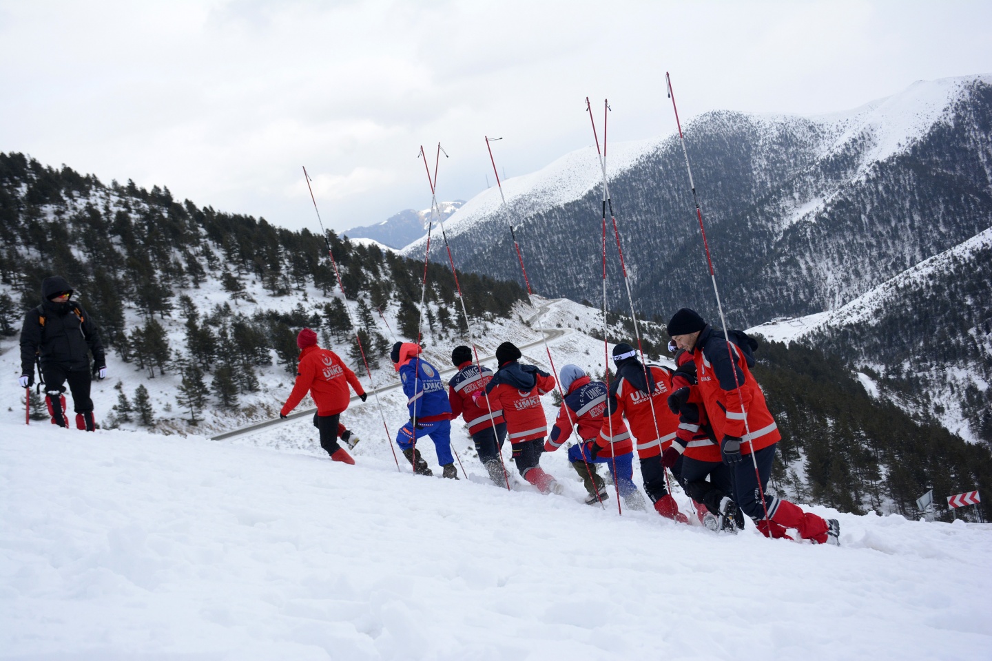 UMKE ekipleri Zigana Dağı’nda eğitim ve tatbikat kampında 11