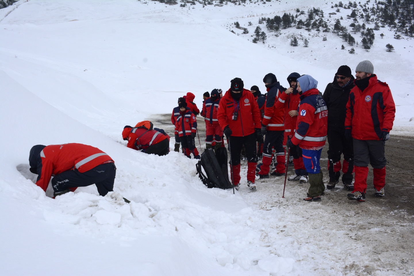 UMKE ekipleri Zigana Dağı’nda eğitim ve tatbikat kampında 17