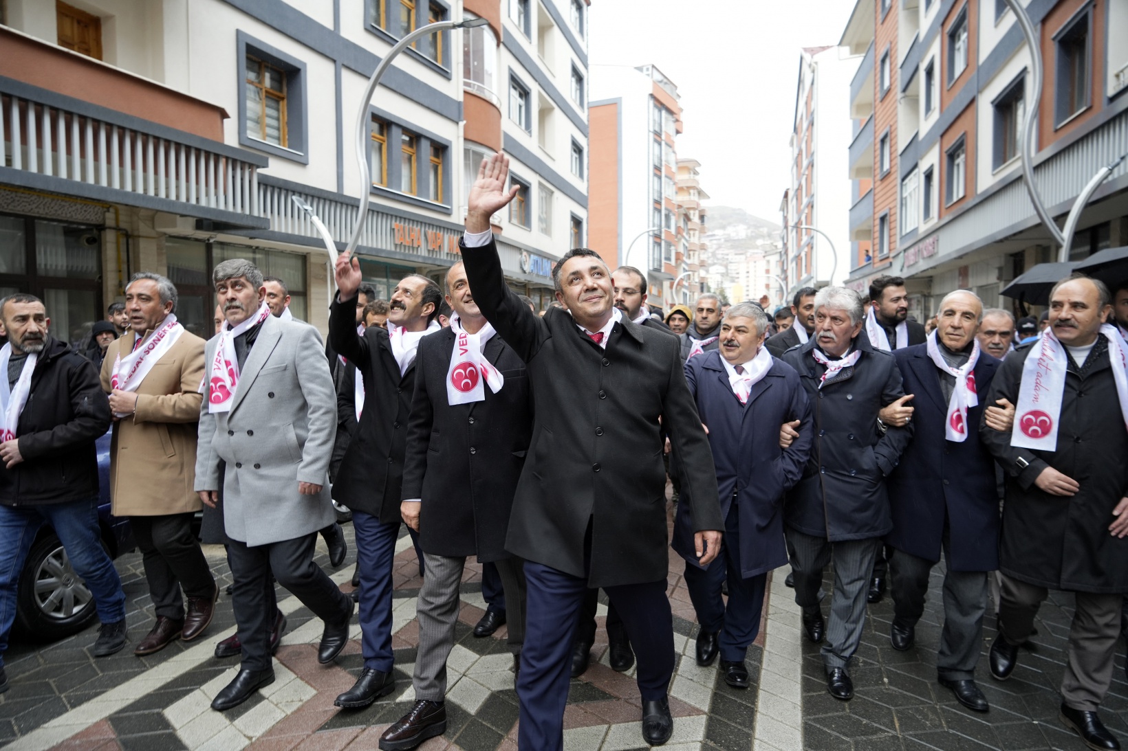 MHP’den “Başlangıç yürüyüşü” 8