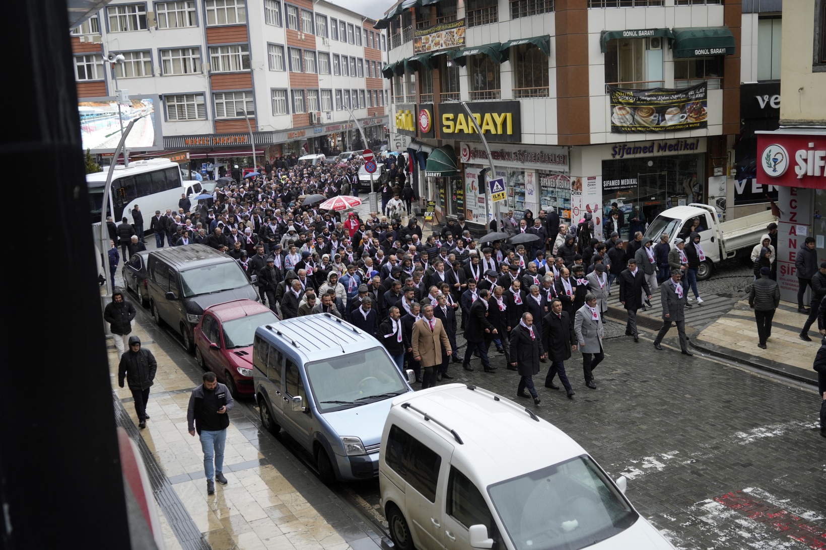 MHP’den “Başlangıç yürüyüşü” 6