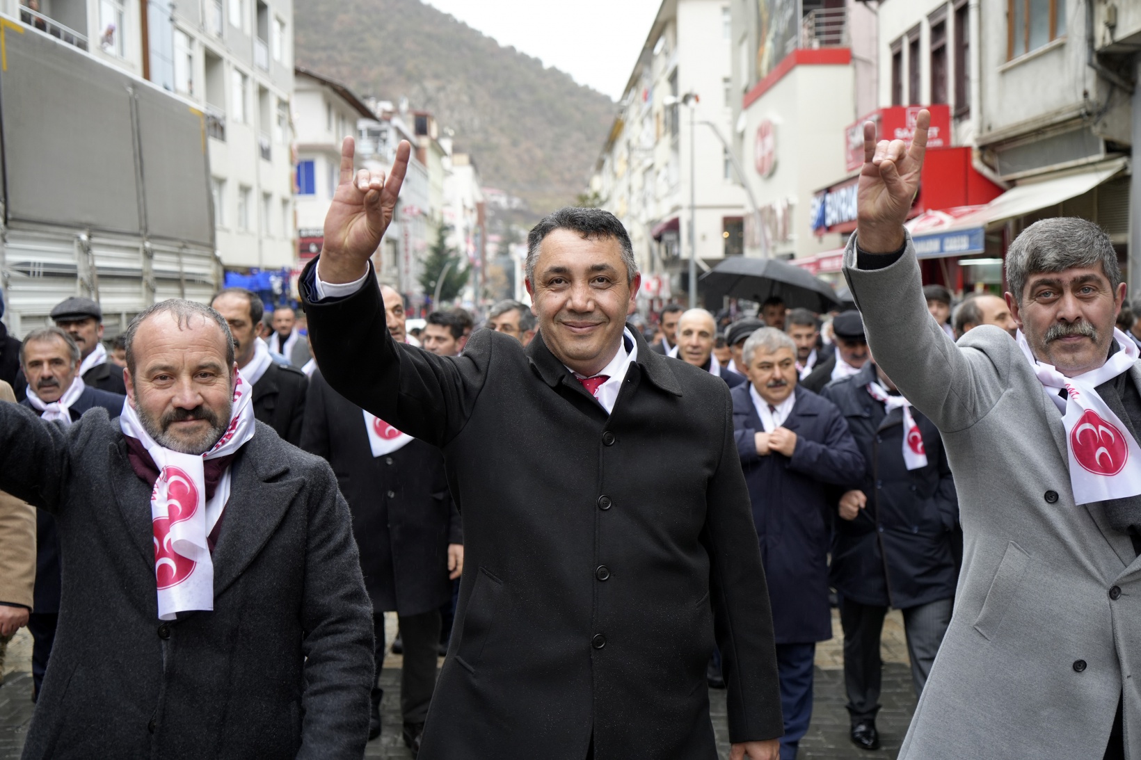 MHP’den “Başlangıç yürüyüşü” 5
