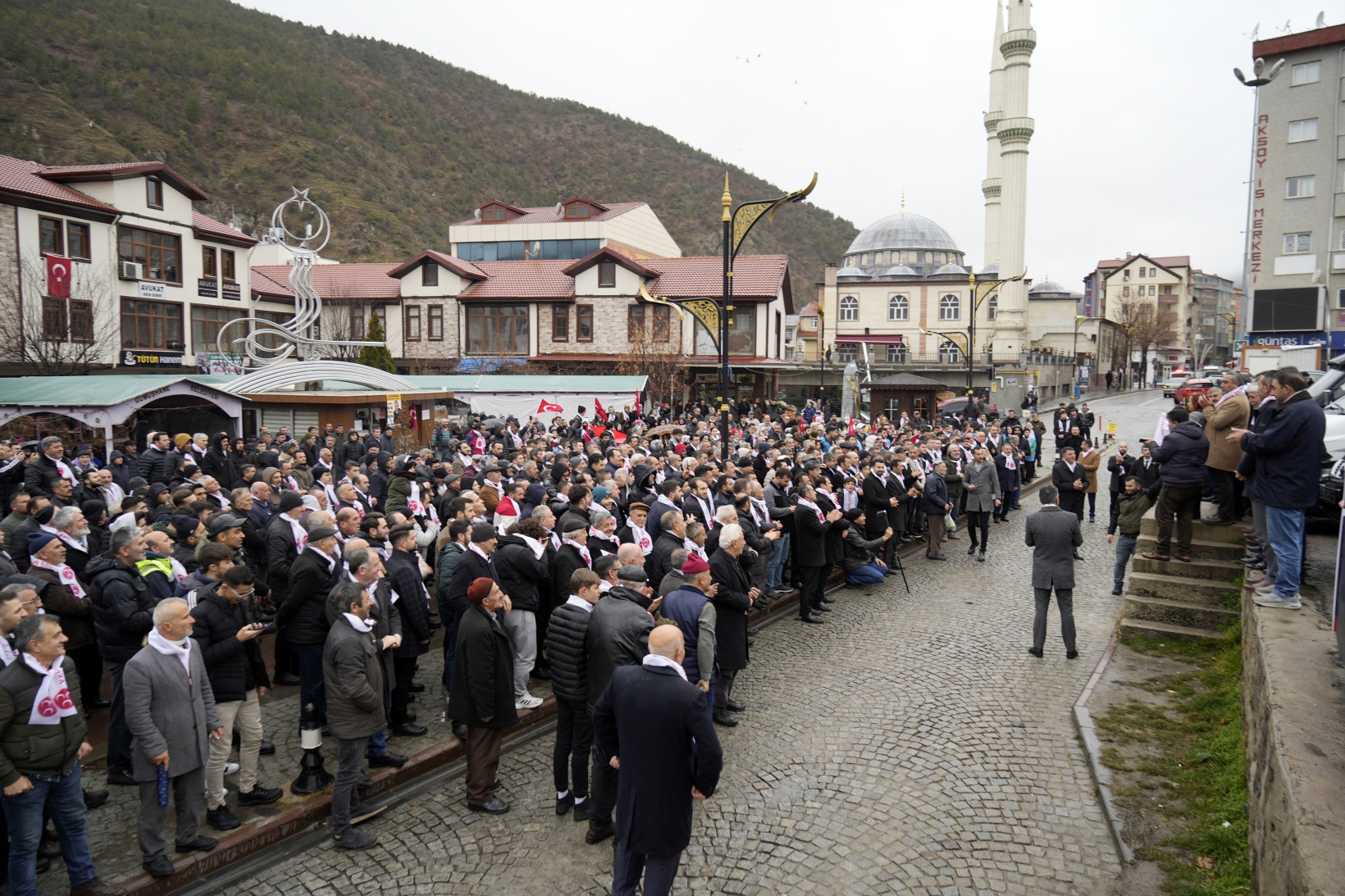MHP’den “Başlangıç yürüyüşü” 14