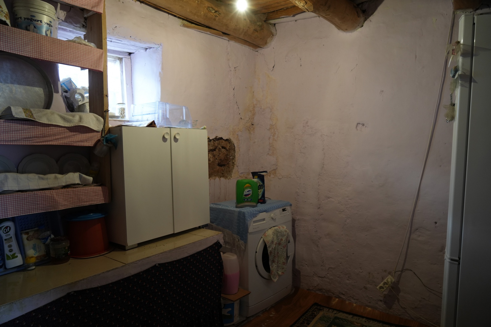 Yıllardır evlerini basan su nedeniyle mağduriyet yaşıyorlar 2