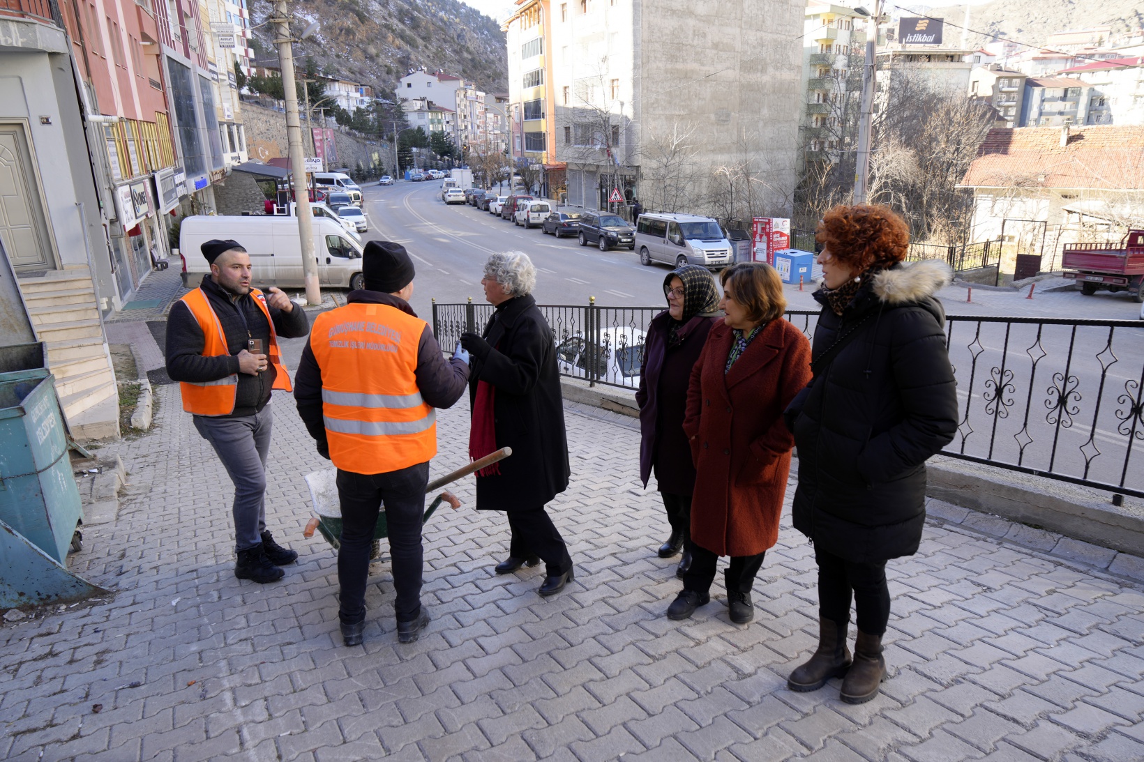 Bu mahallenin muhtar ve aza adaylarının tamamı kadın 3