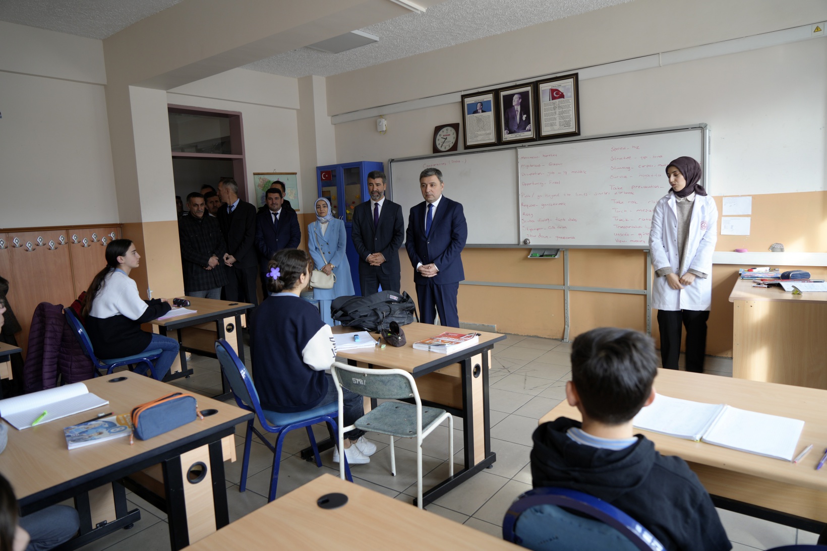 Vali Tanrısever’den okullara ziyaret  7