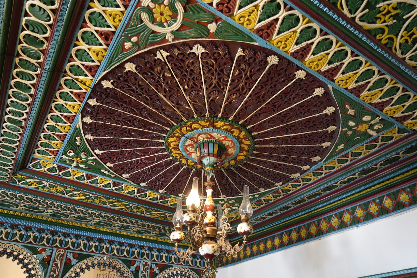 Vali Tanrısever tarihi Sarıçiçek Köy Odaları’nda incelemelerde bulundu 13