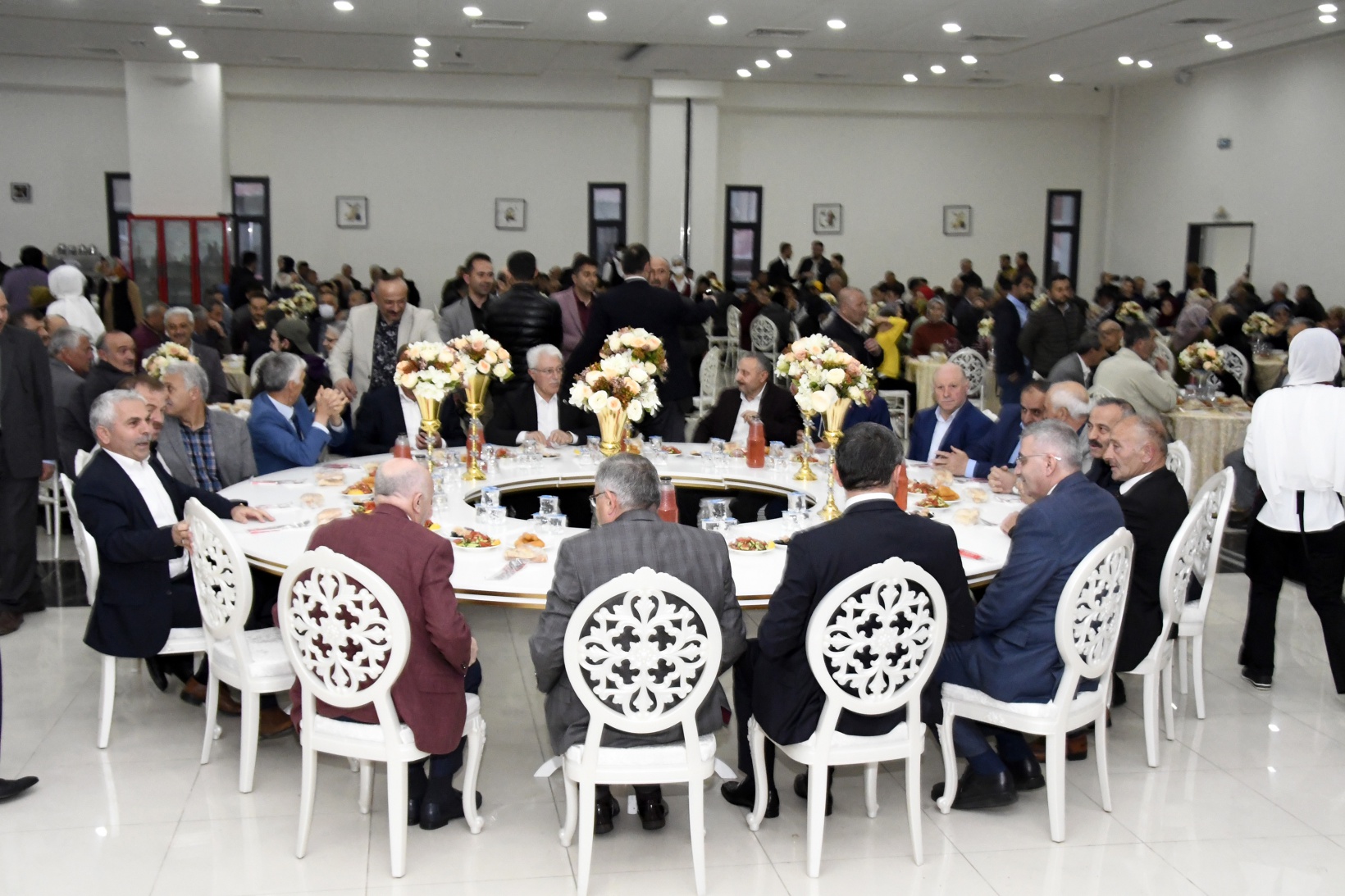 AK Parti’den coşkulu ‘Vefa’ iftarı 1