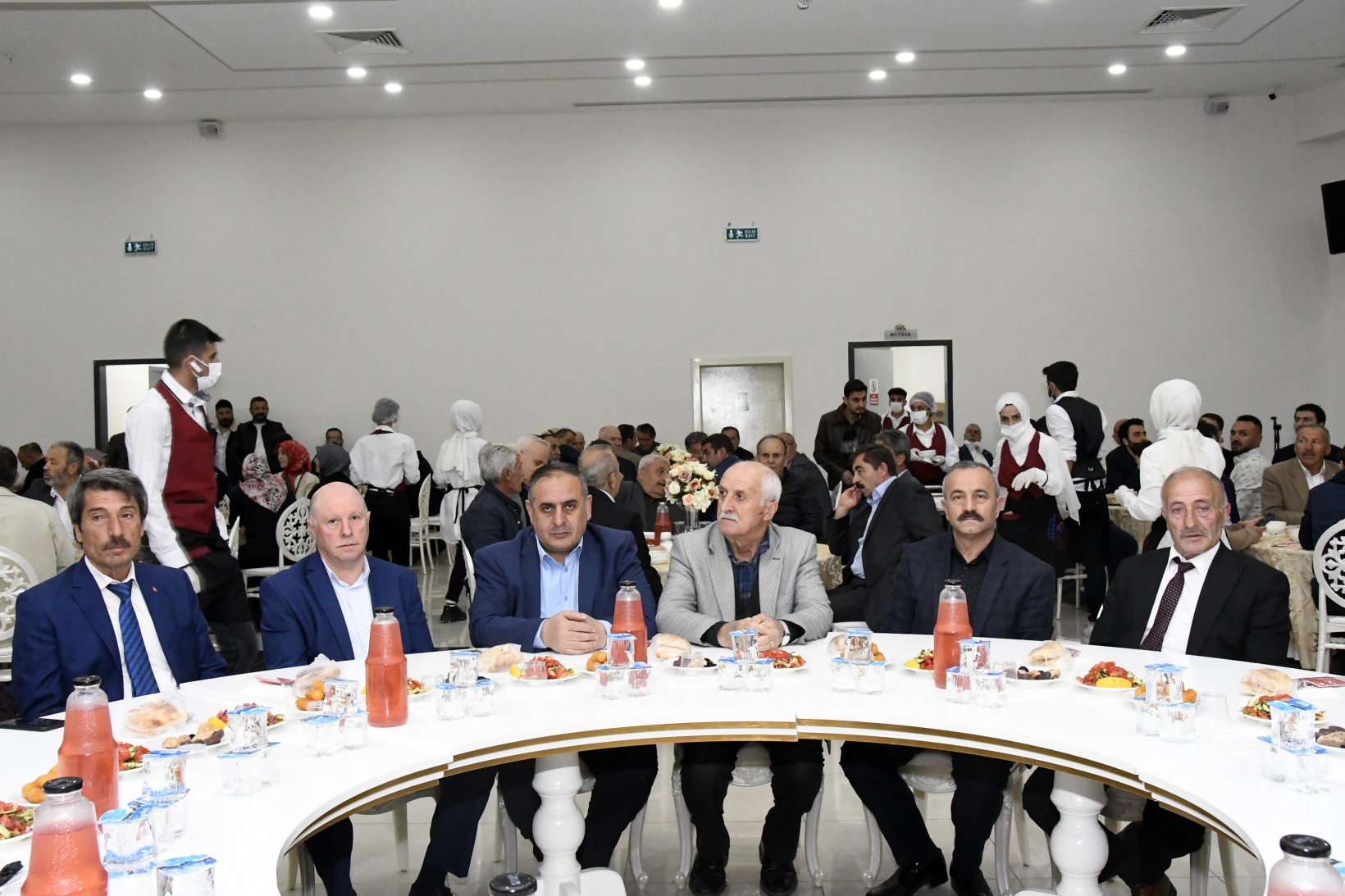 AK Parti’den coşkulu ‘Vefa’ iftarı 2