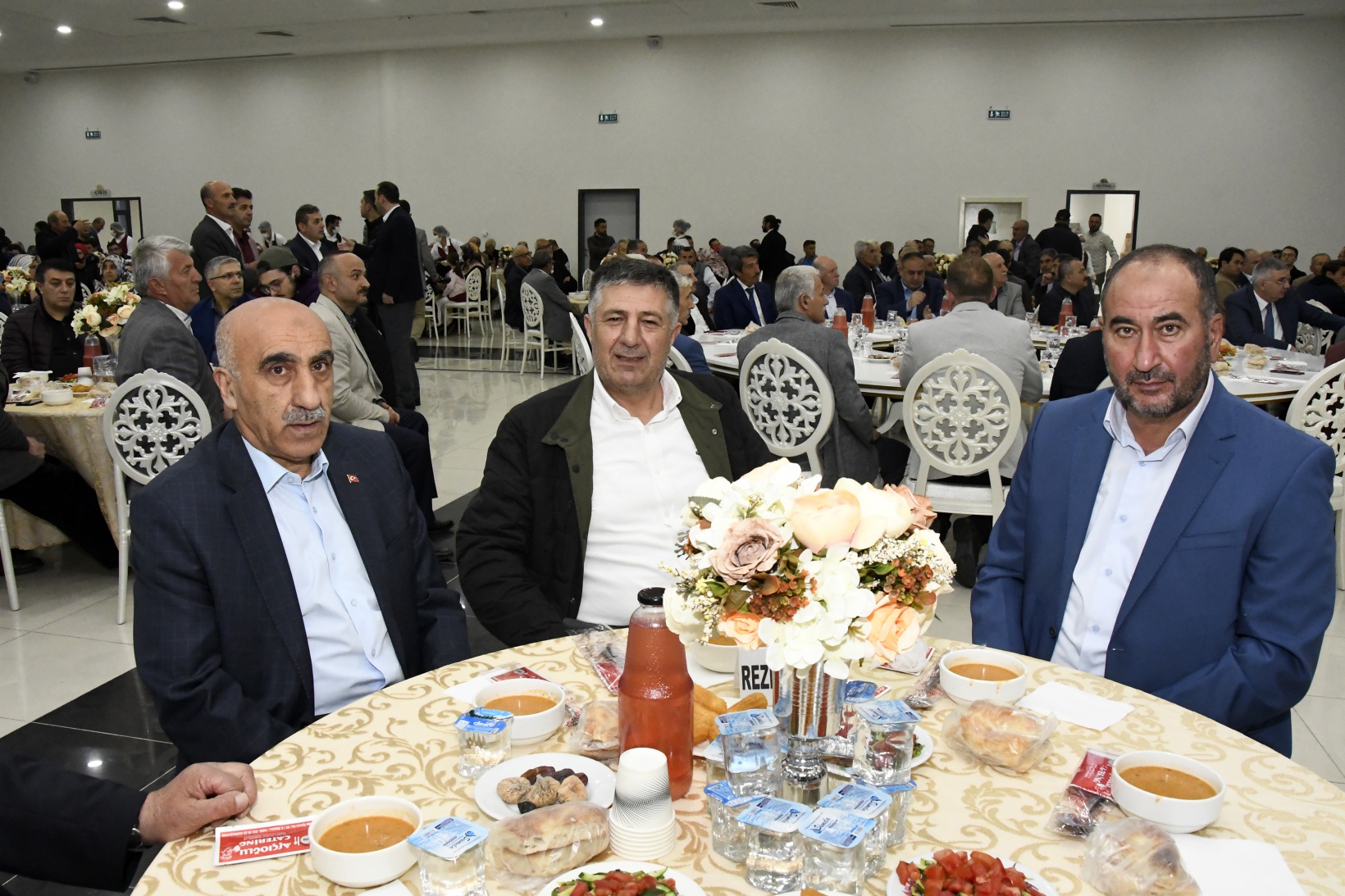 AK Parti’den coşkulu ‘Vefa’ iftarı 19