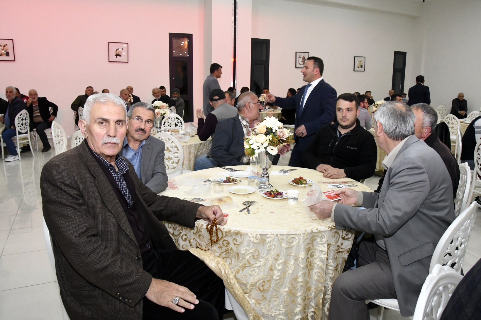 AK Parti’den coşkulu ‘Vefa’ iftarı 39