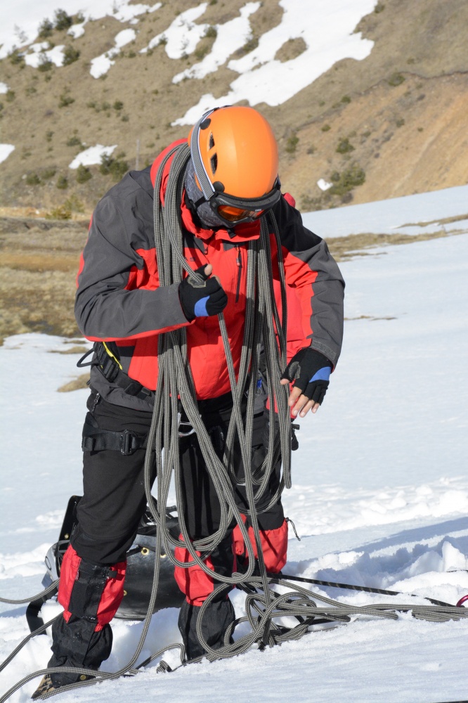 AFAD’ın eğitmen adayları Zigana’da kursa katılıyor 16