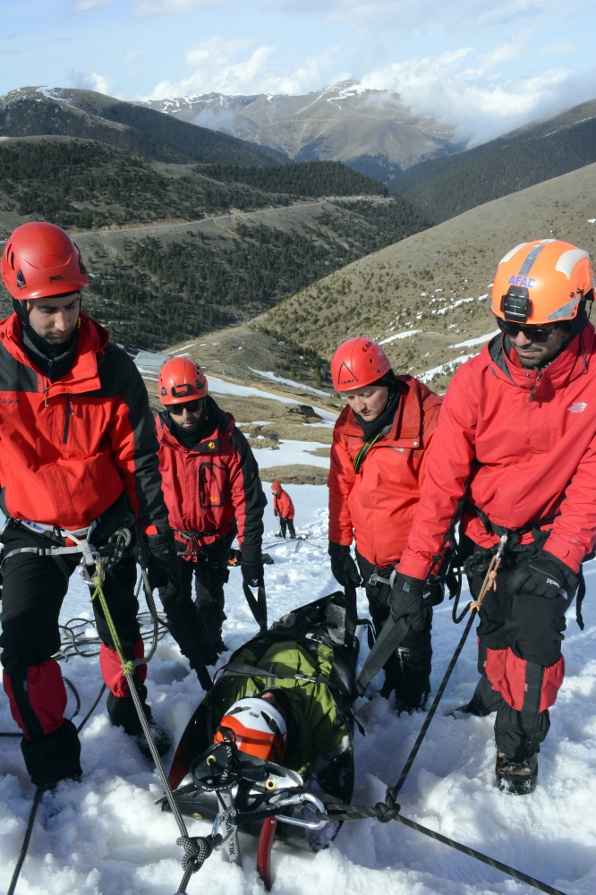 AFAD’ın eğitmen adayları Zigana’da kursa katılıyor 20
