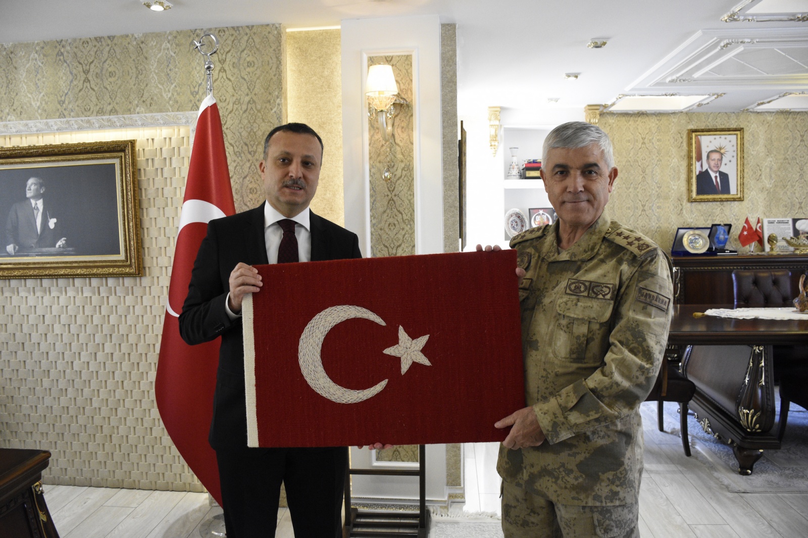 Jandarma Genel Komutanı Orgeneral Arif Çetin Gümüşhane'de 5