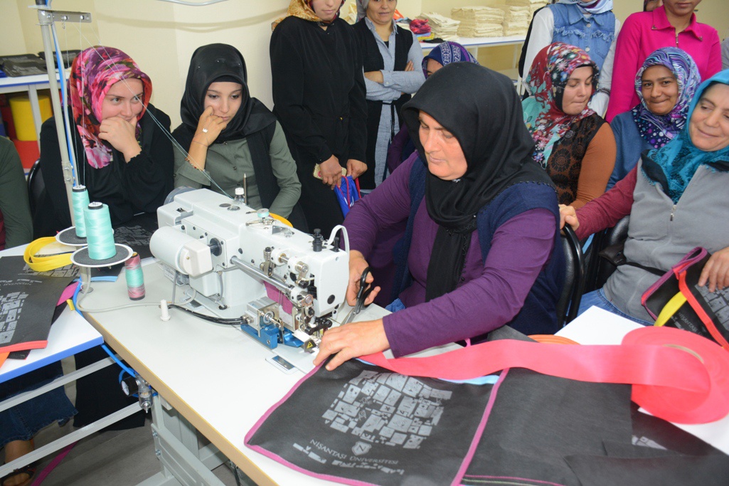 Özkürtün'de çanta fabrikasına adım adım 8