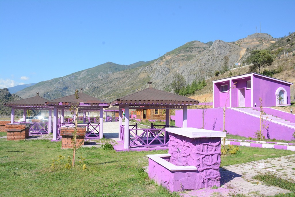 Bu Köy Başka Köy 3