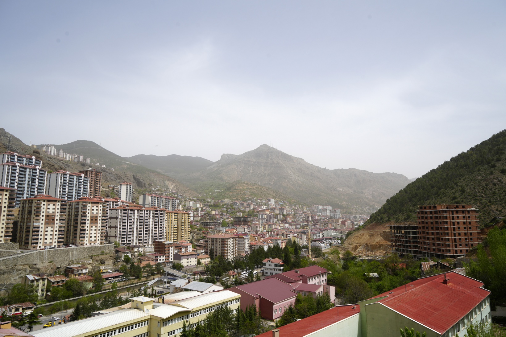 Gümüşhane Çöl Tozuna Teslim: Kent Kızıla Boyandı 2