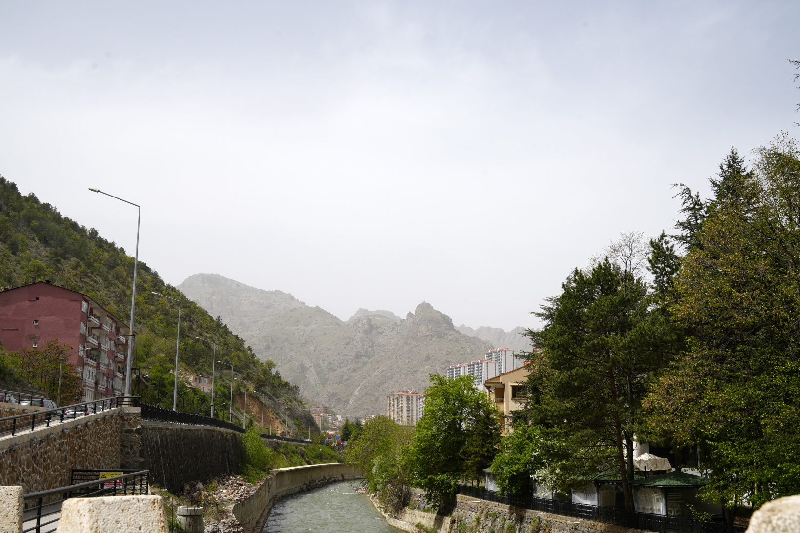 Gümüşhane Çöl Tozuna Teslim: Kent Kızıla Boyandı 4