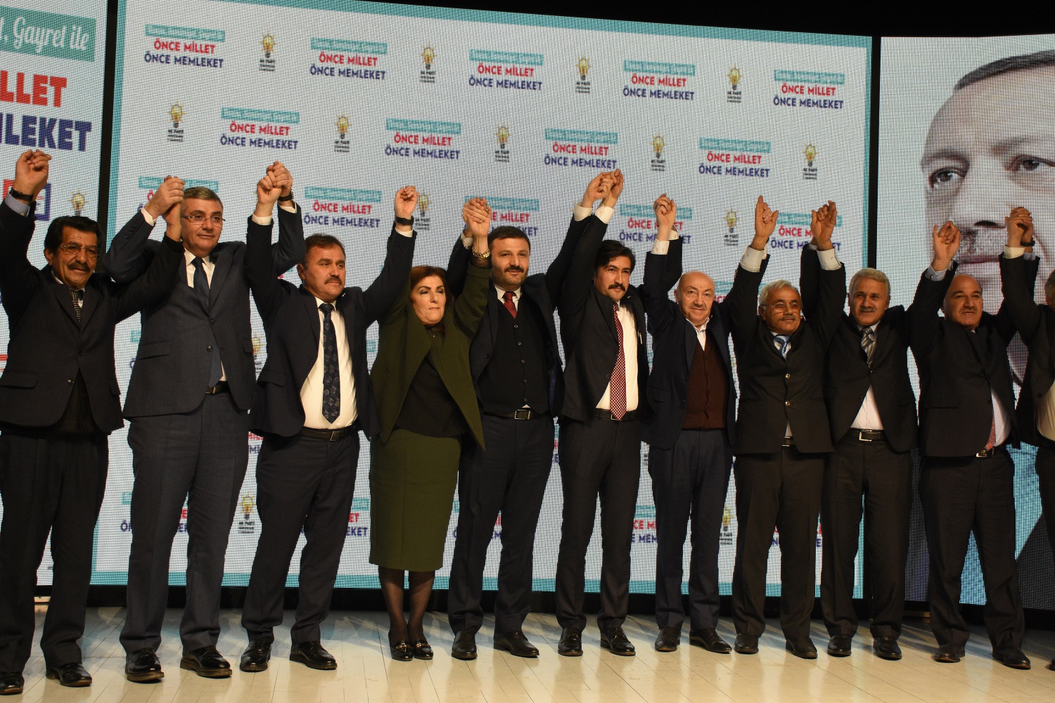 AK Parti Gümüşhane’de aday tanıtım toplantısı düzenledi 10