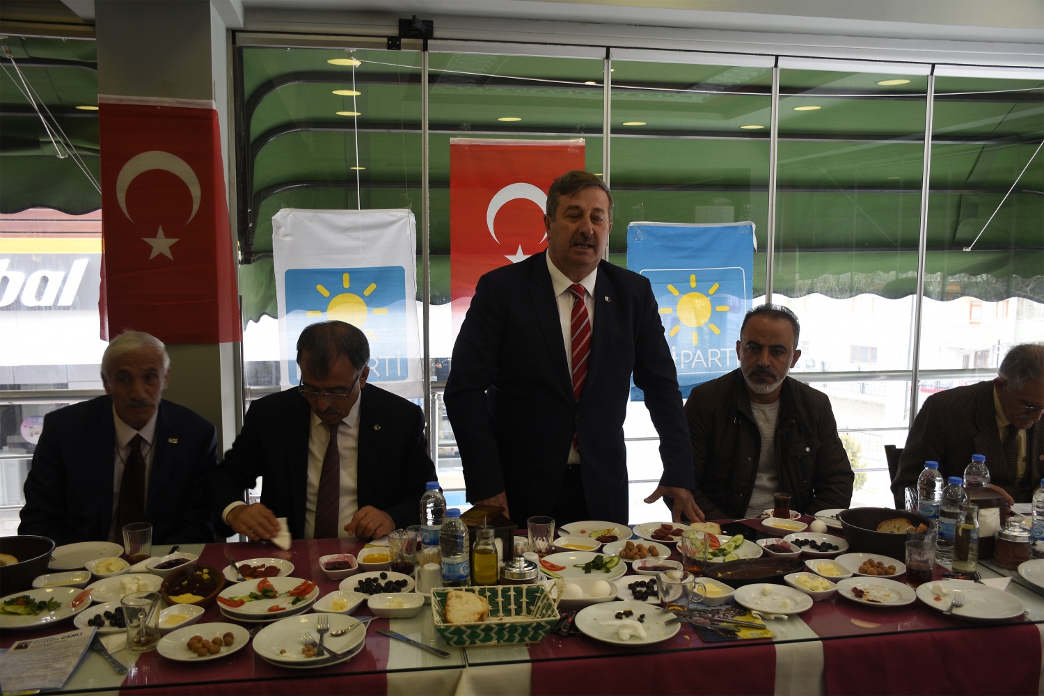 Canlı’dan değerlendirme toplantısı 10