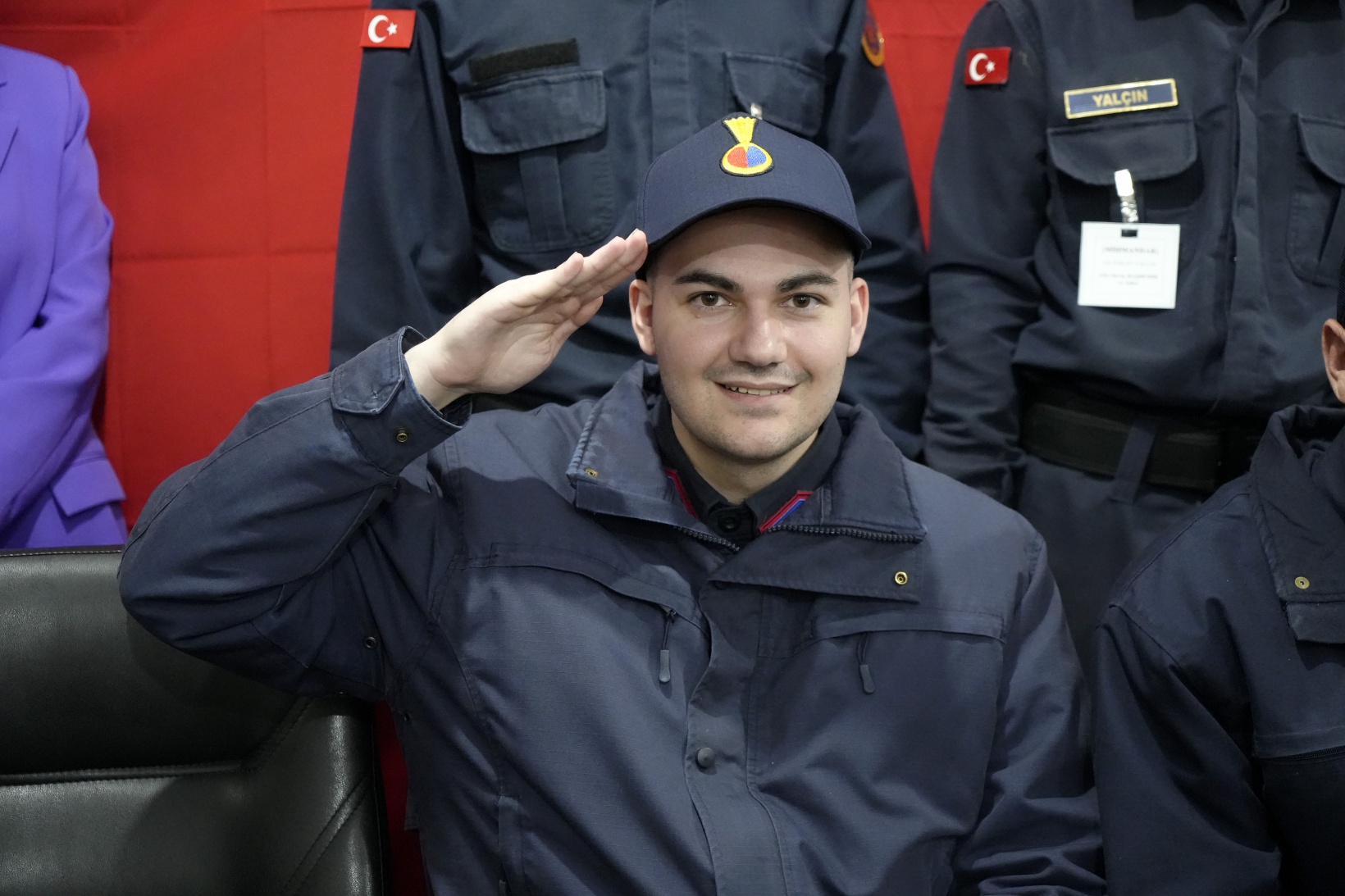 Bir günlüğüne çakı gibi asker oldular 4