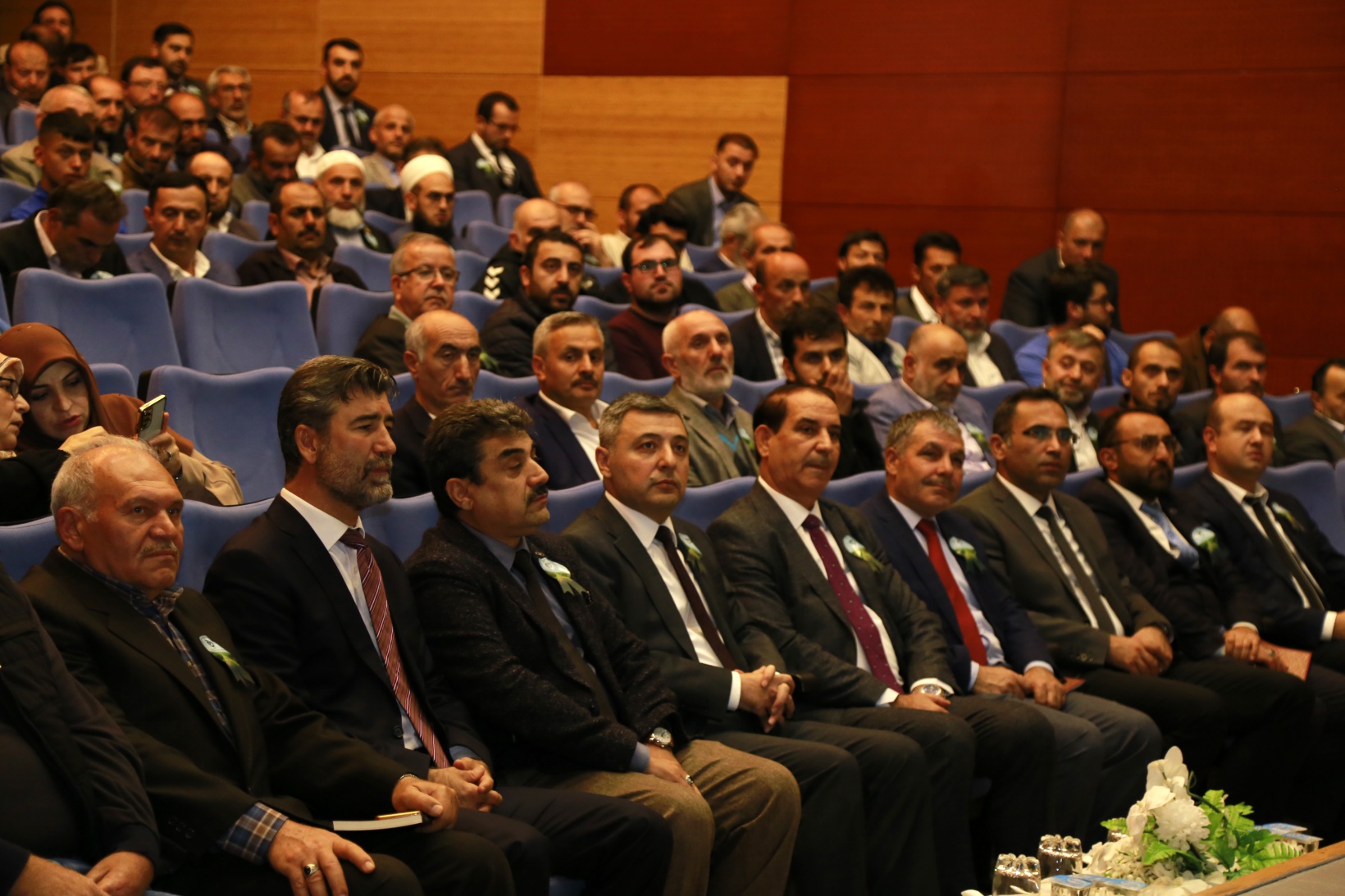 “En güzel model, en güzel örnek O” 12