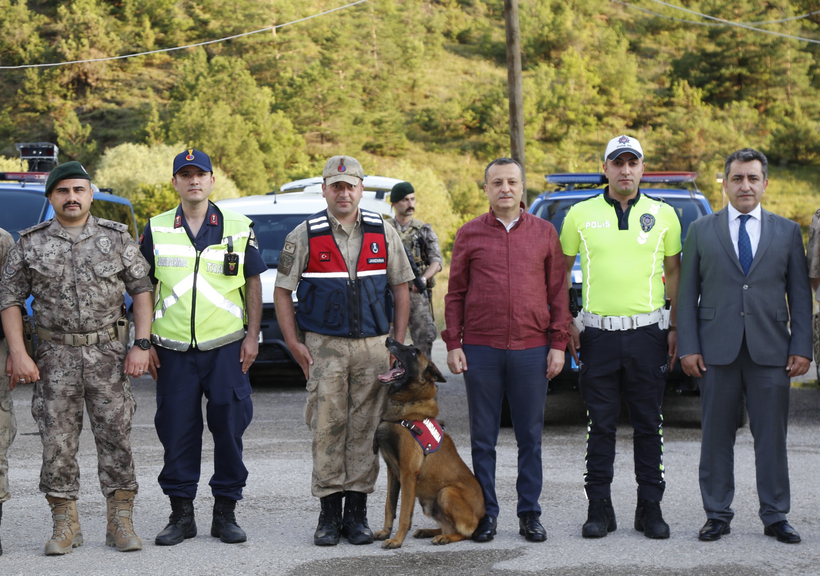Vali Taşbilek bayram öncesi trafik denetimine katıldı, sürücüleri uyardı 4
