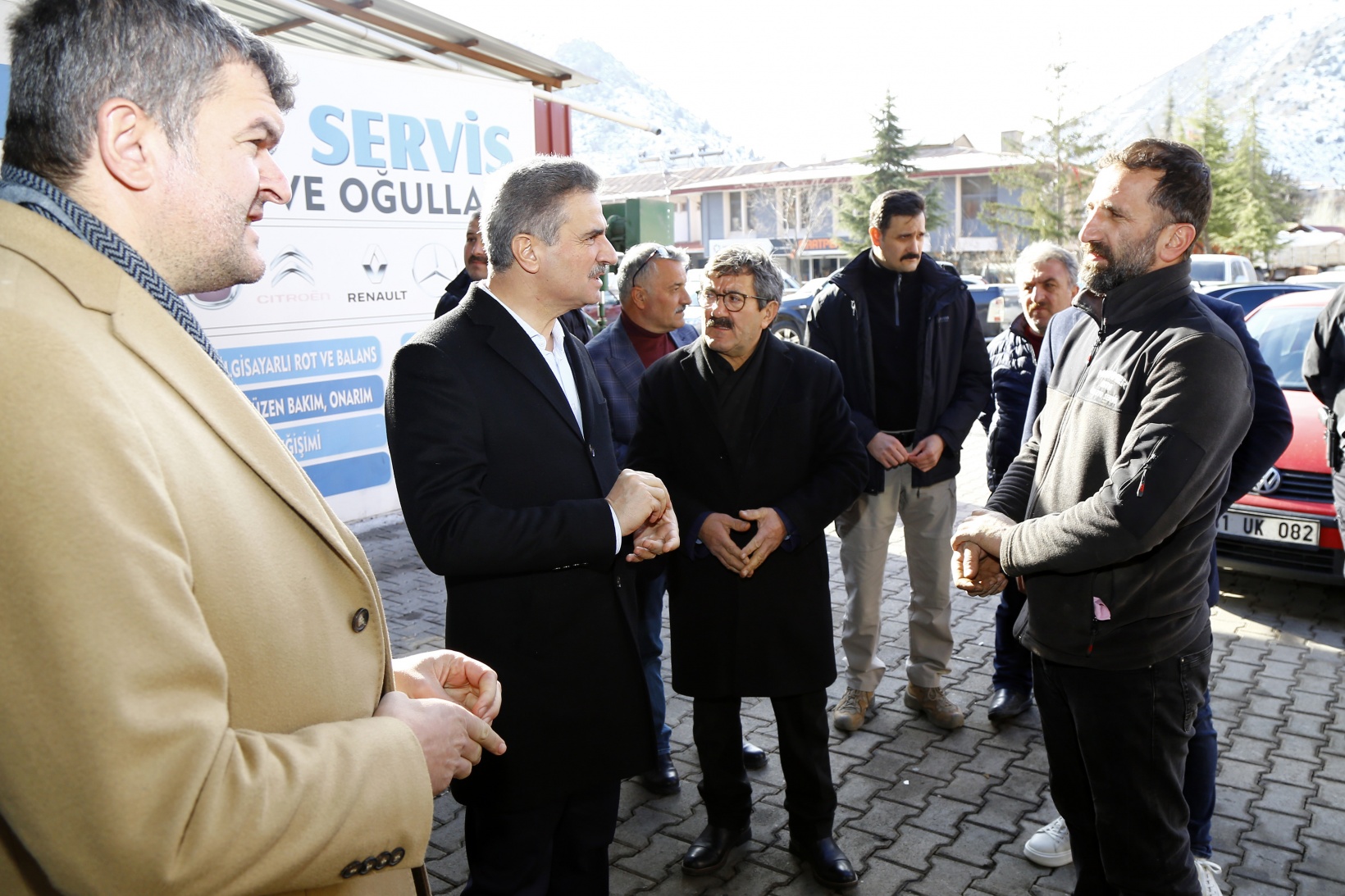 Vali Baruş sanayi esnafıyla buluştu 26