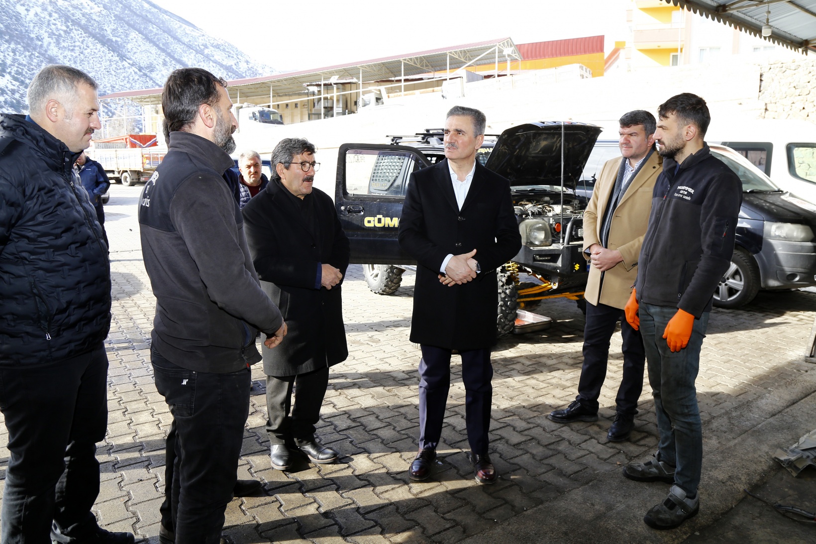 Vali Baruş sanayi esnafıyla buluştu 17