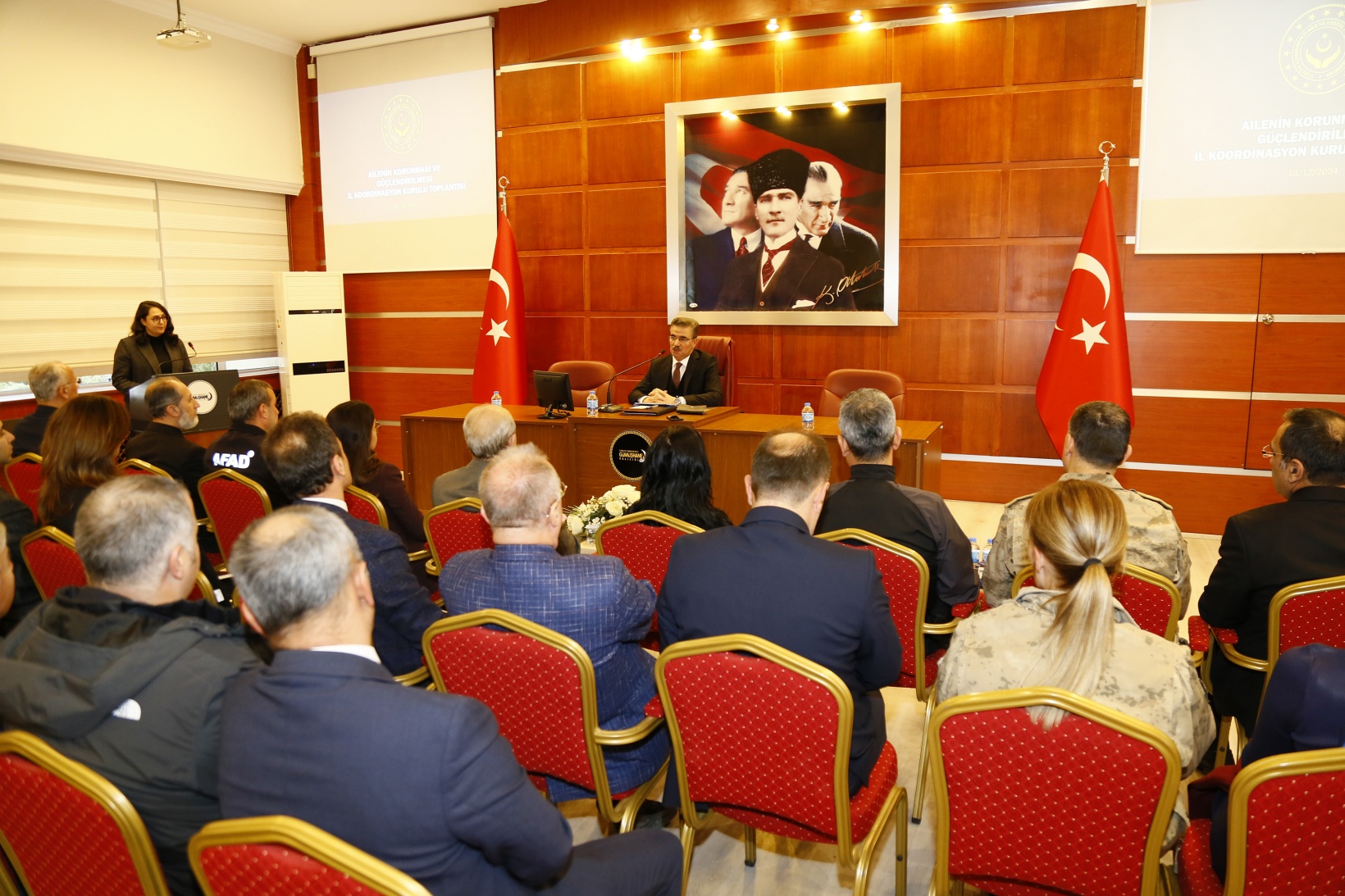 Vali Baruş: Aile yapısı güçlü olmayan toplum ayakta kalamaz 8