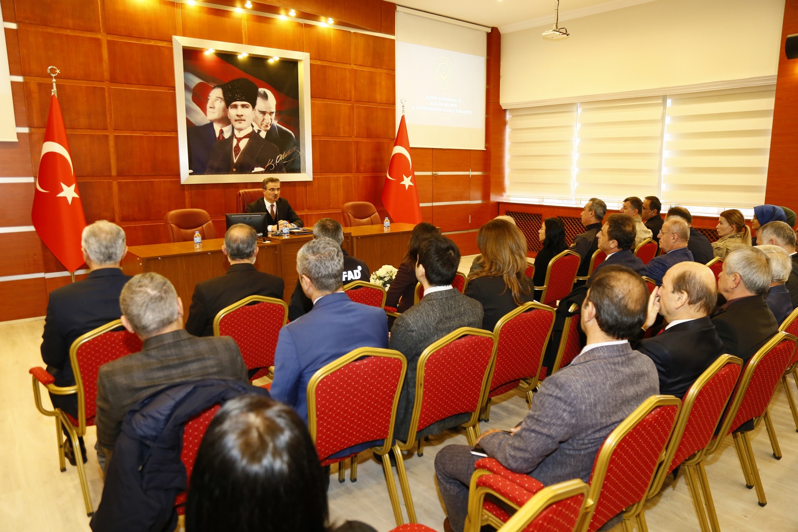 Vali Baruş: Aile yapısı güçlü olmayan toplum ayakta kalamaz 4