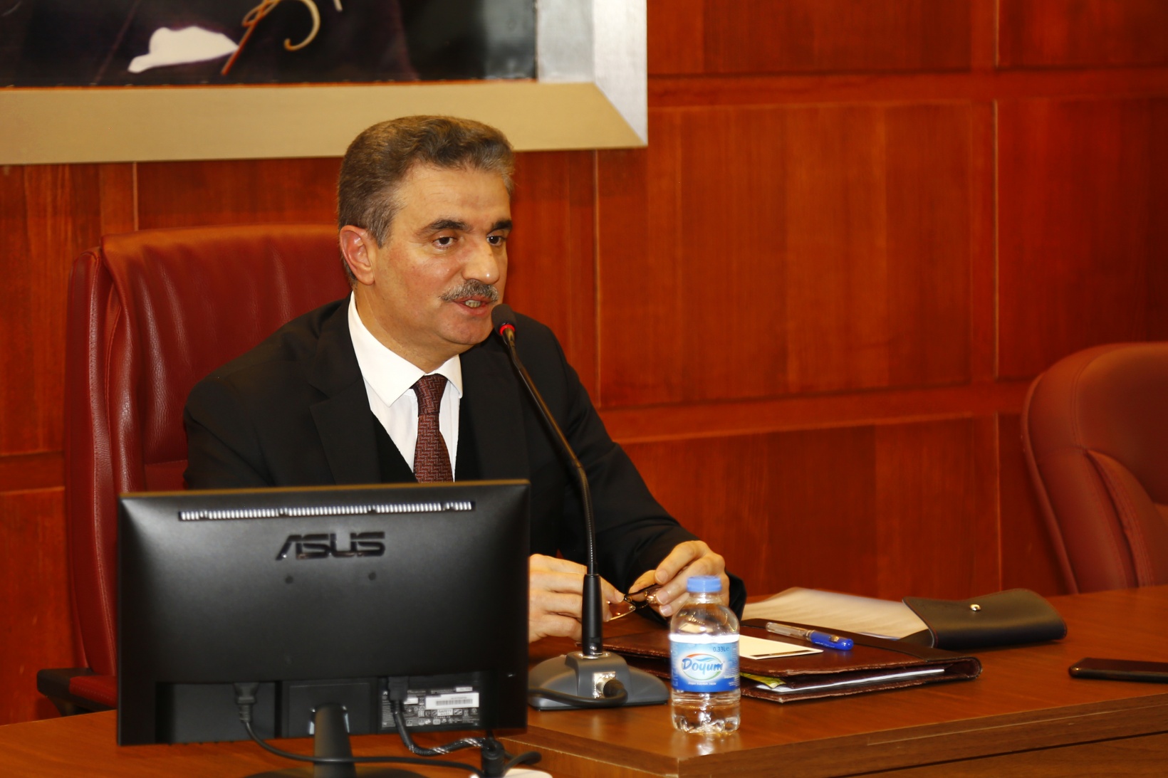 Vali Baruş: Aile yapısı güçlü olmayan toplum ayakta kalamaz 2