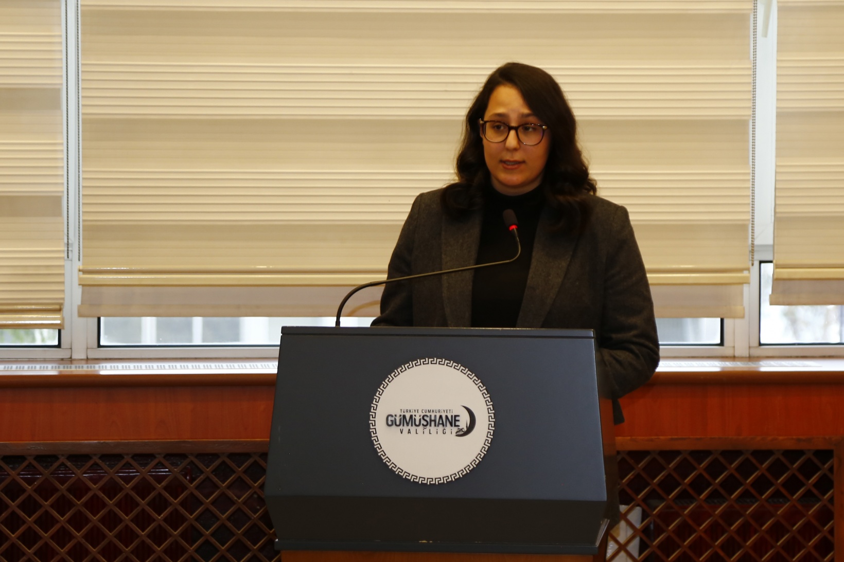 Vali Baruş: Aile yapısı güçlü olmayan toplum ayakta kalamaz 1