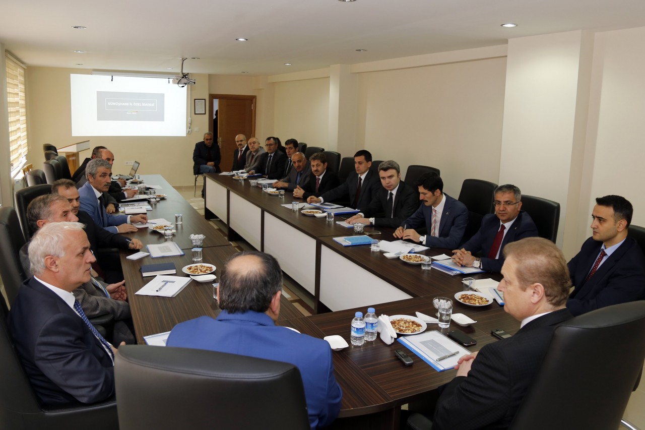 Gümüşhane İl Özel İdaresinde Değerlendirme Toplantısı 5