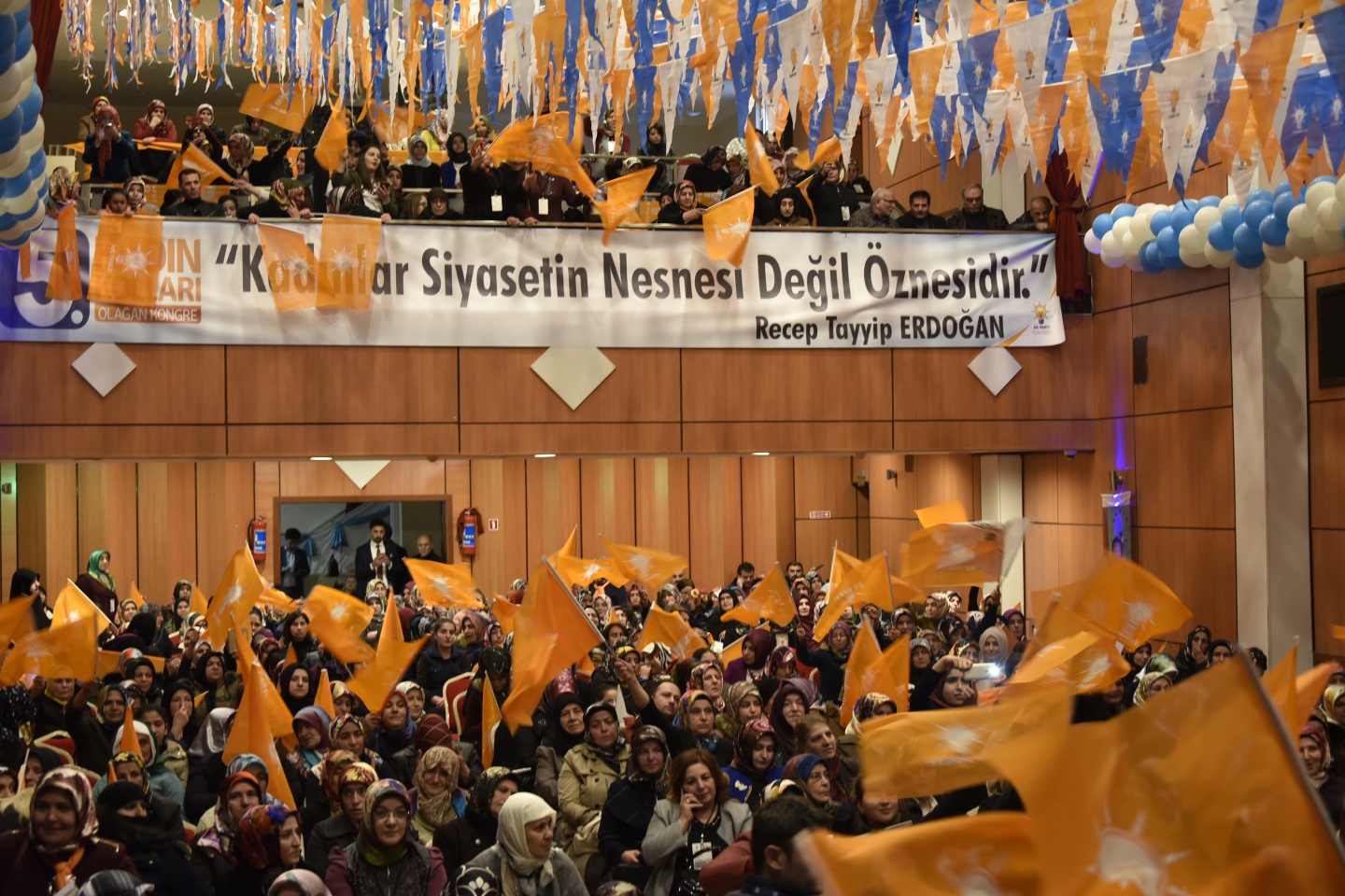 AK Parti Kadın Kollarında Münire Şeyhoğlu dönemi 3