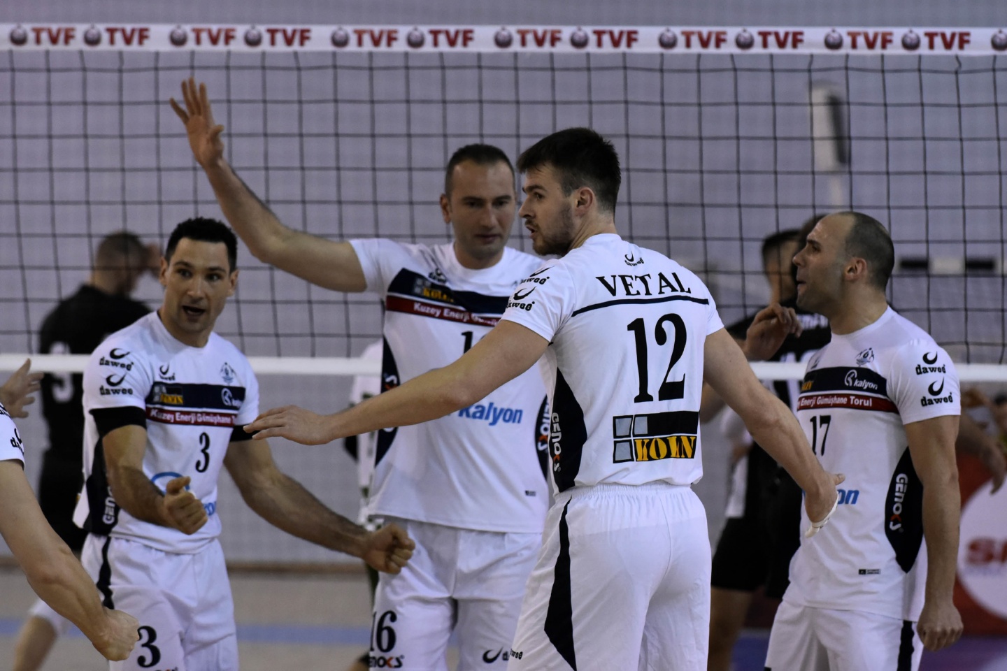 Torul ligi lider bitirdi: 3-0 3