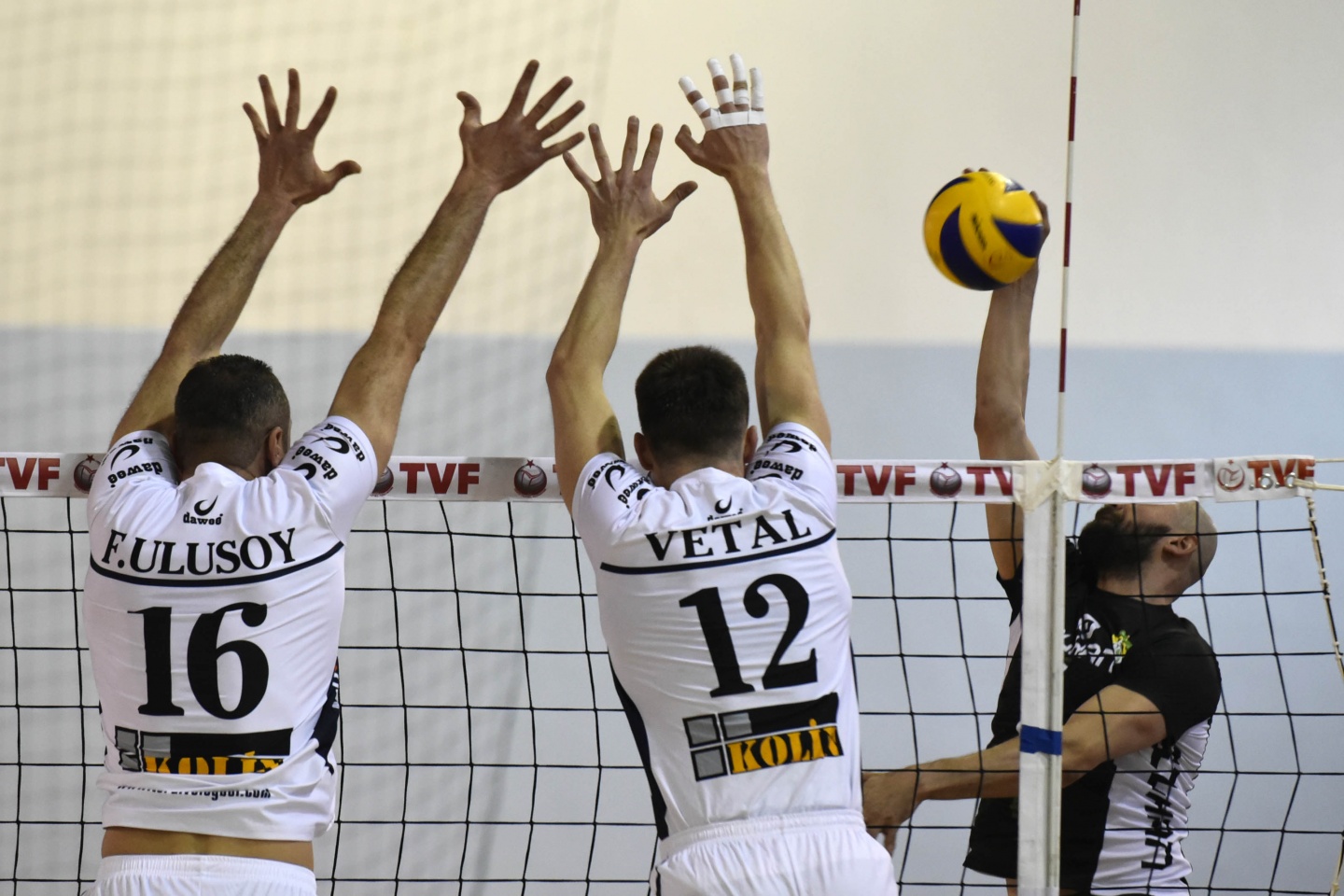 Torul ligi lider bitirdi: 3-0 32