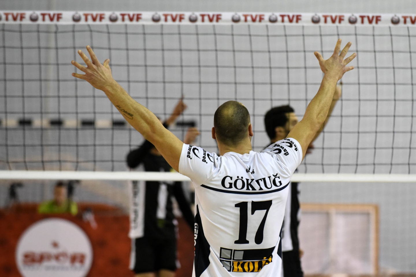 Torul ligi lider bitirdi: 3-0 16