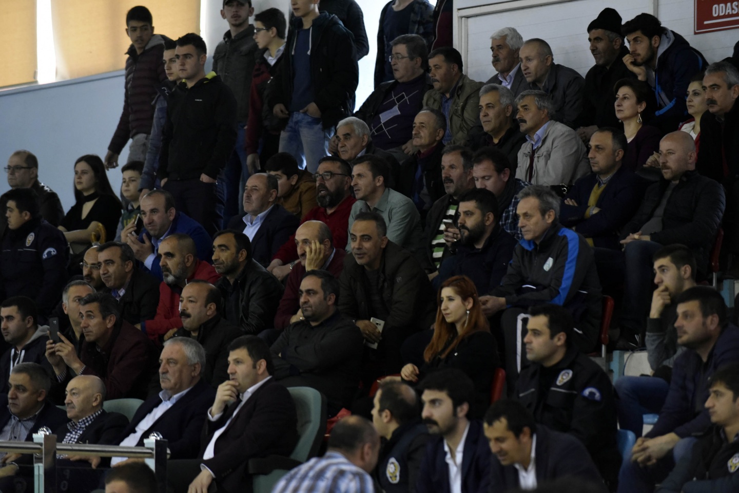 Torul ligi lider bitirdi: 3-0 18