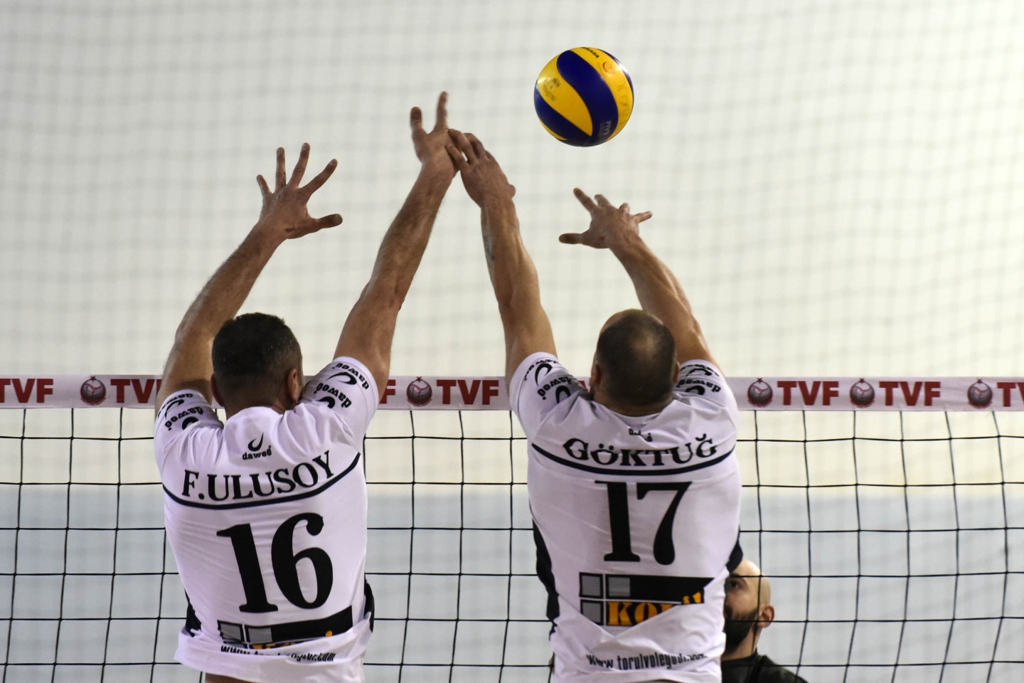 Torul ligi lider bitirdi: 3-0 14