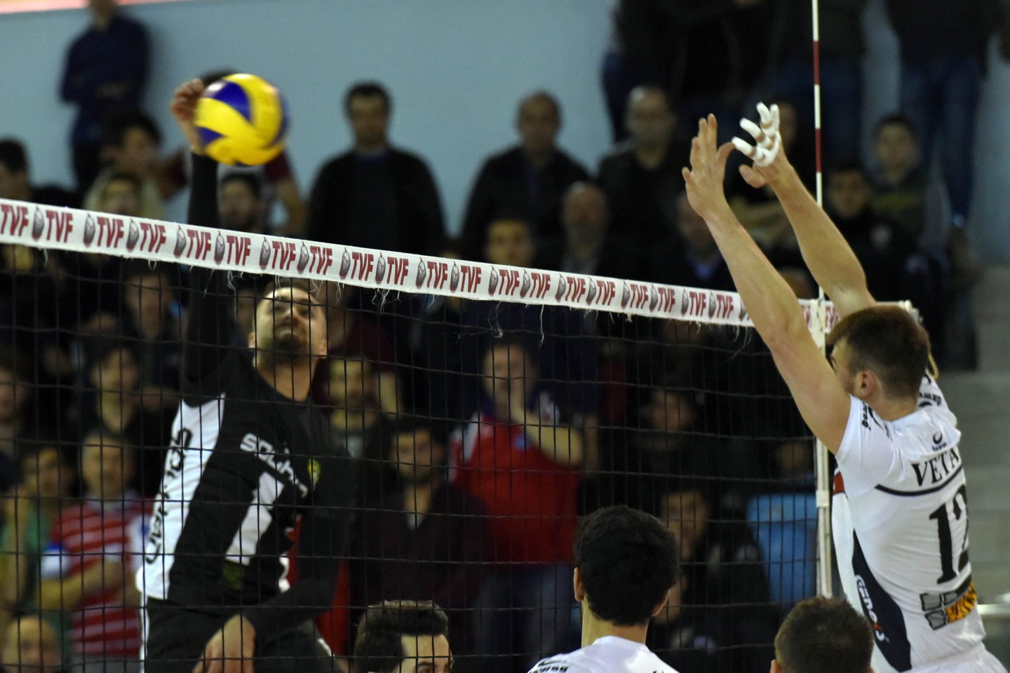 Torul ligi lider bitirdi: 3-0 38